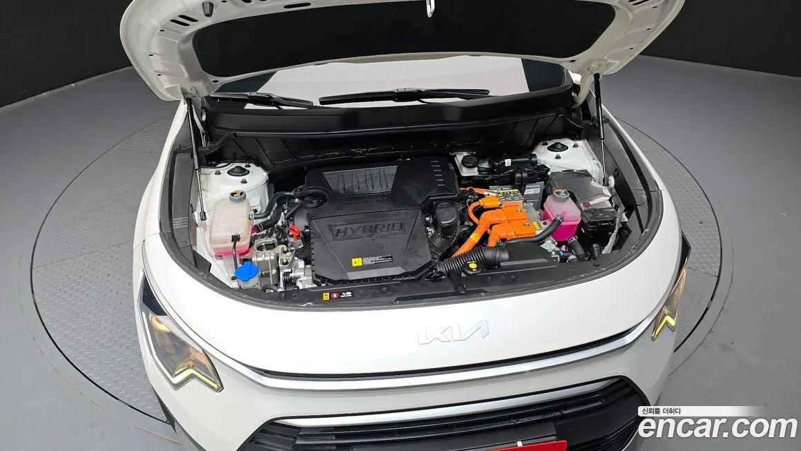 Kia Niro — фото 10