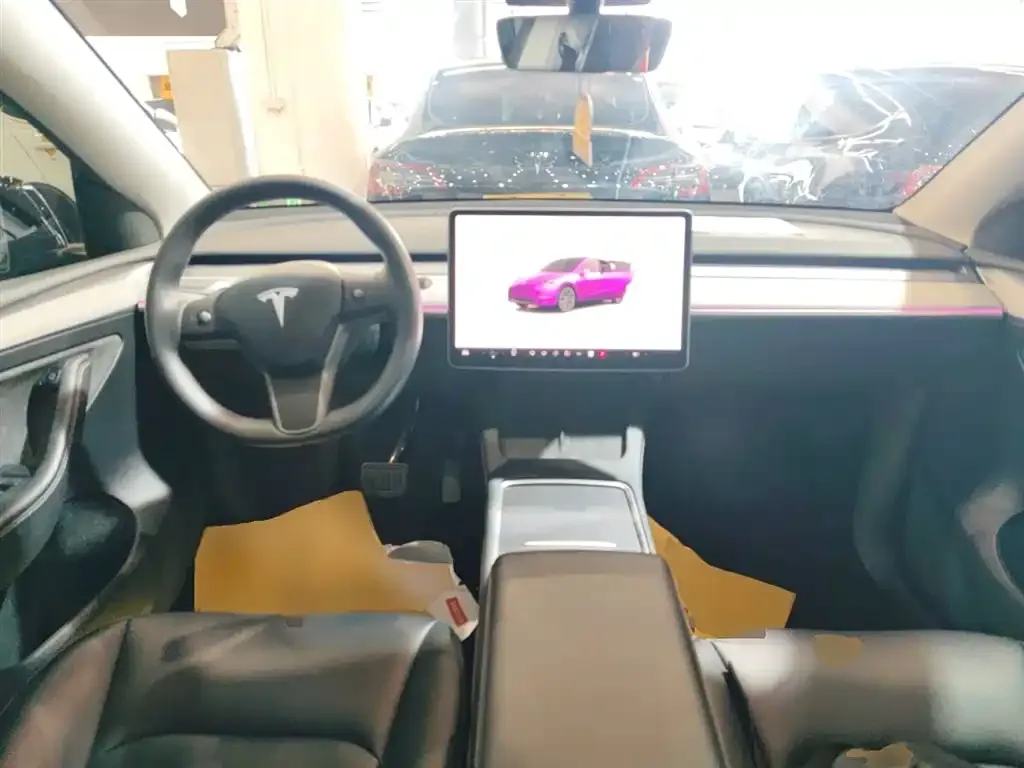 Tesla Model Y — фото 5
