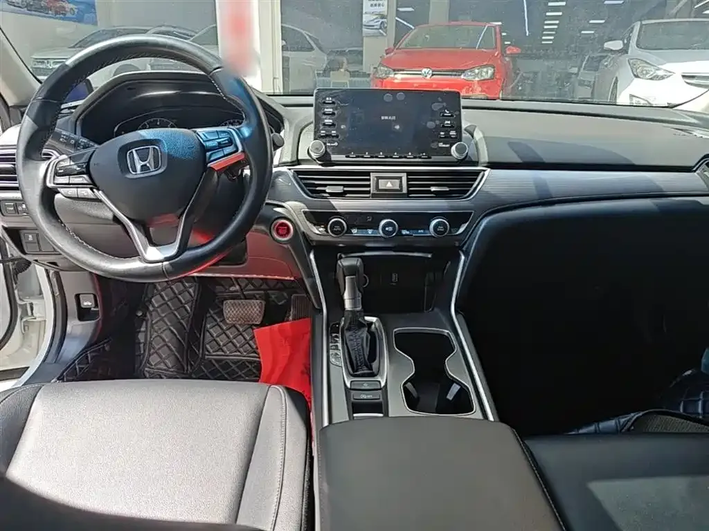 Honda Accord — фото 6