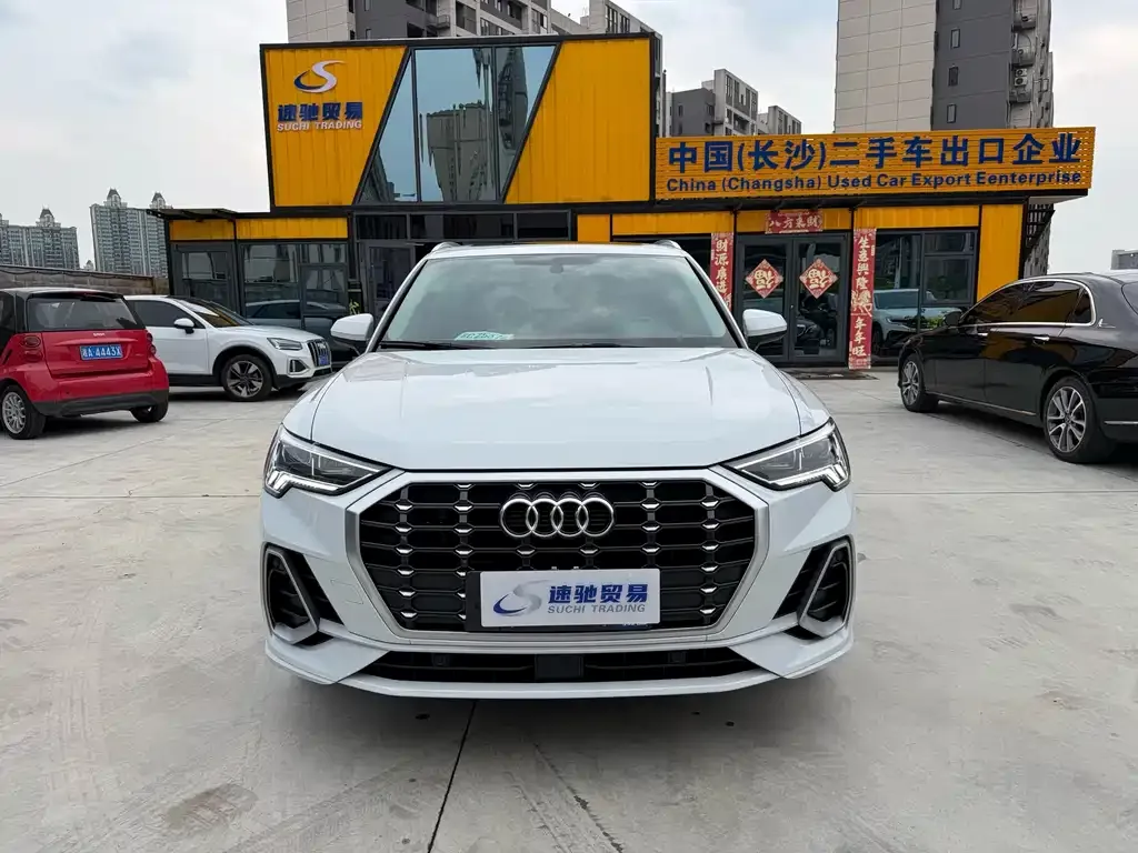 Audi Q3 — фото 4