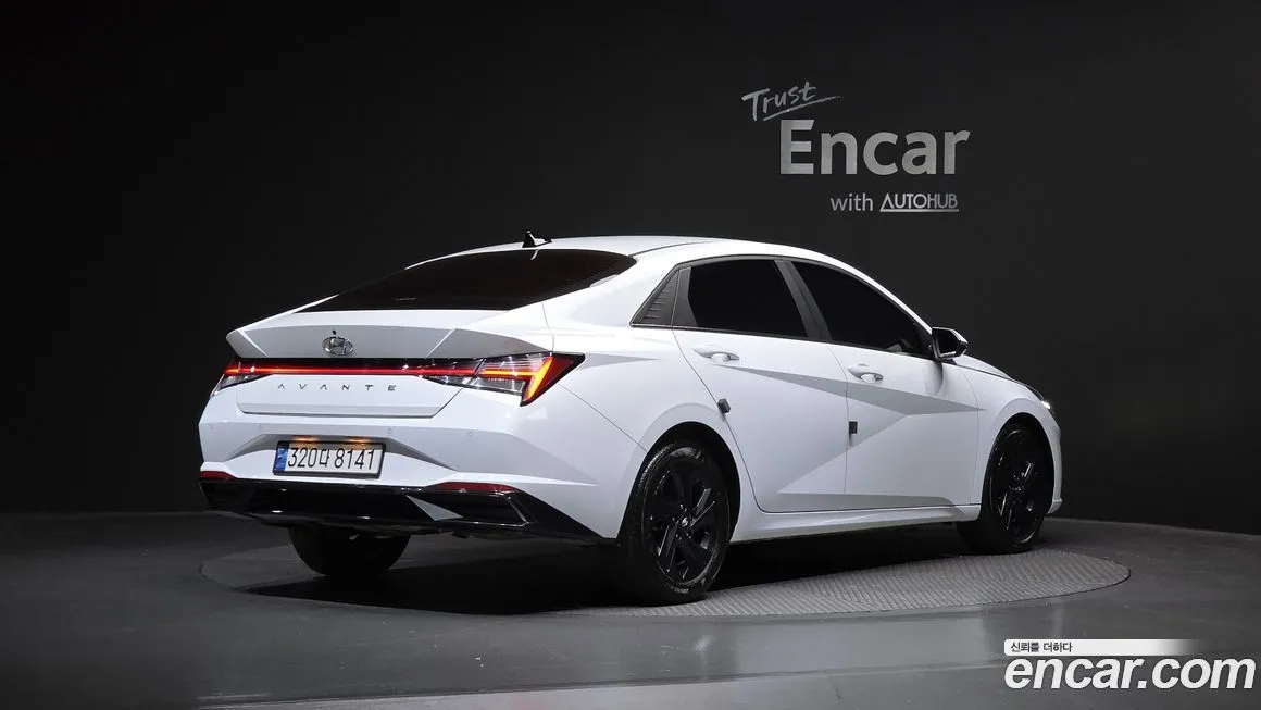 Hyundai AVANTE — фото 3