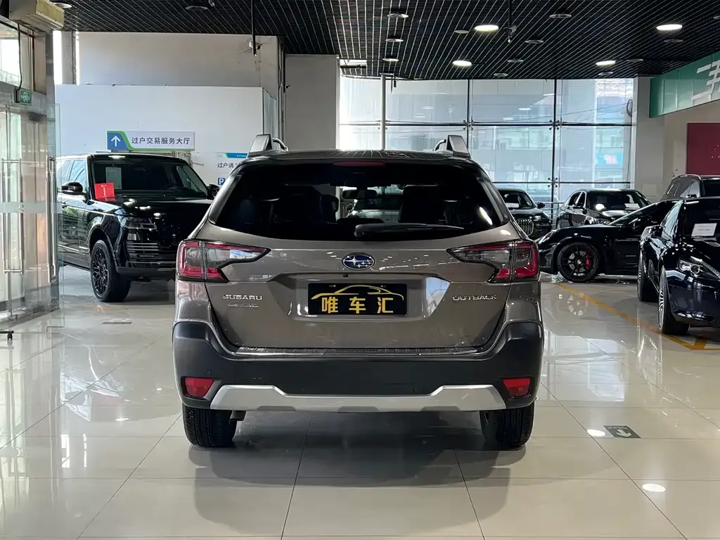Subaru Outback 2021 из CN, фото 9