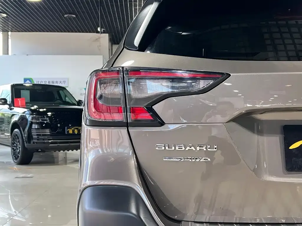 Subaru Outback 2021 из CN, фото 3