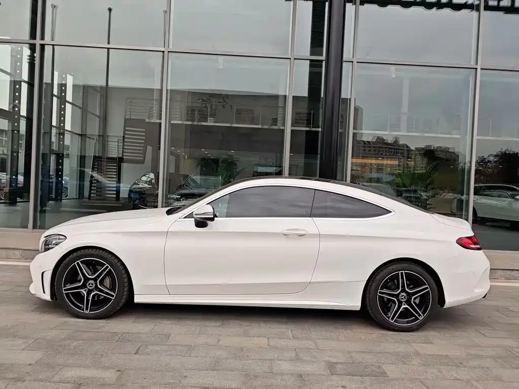 Mercedes-Benz C-Class (Import) — фото 5
