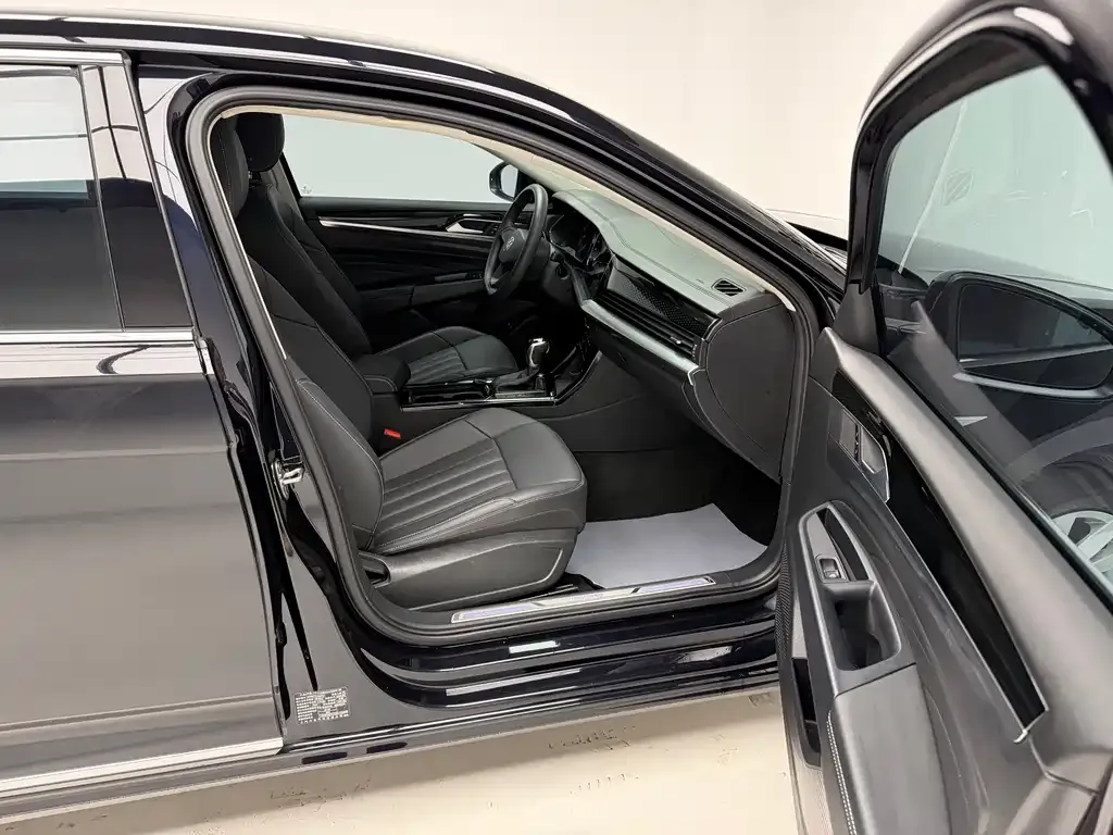 Volkswagen 帕萨特插电混动 — фото 10
