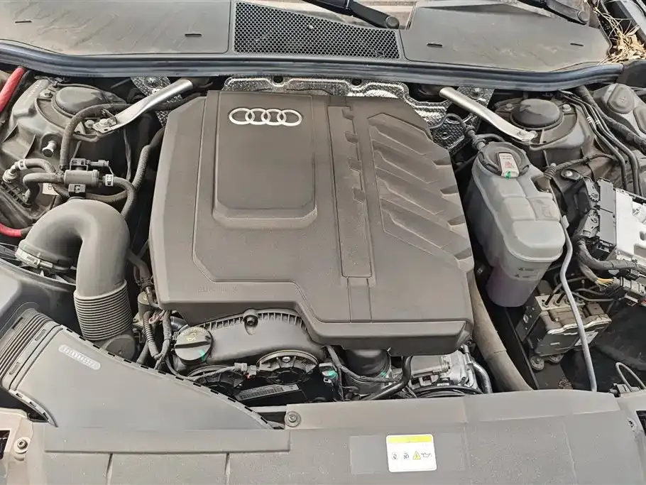 Audi A6L — фото 7