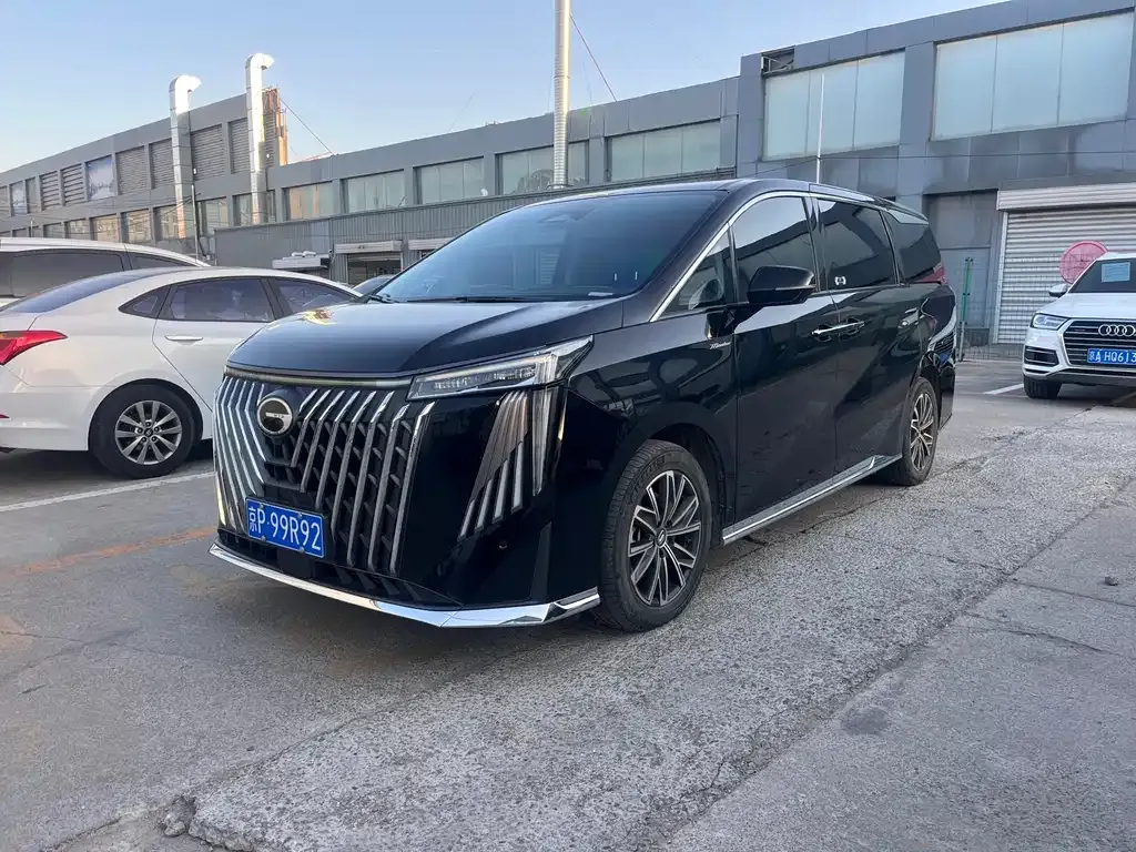 GAC Motor Trumpchi M8 — фото 1