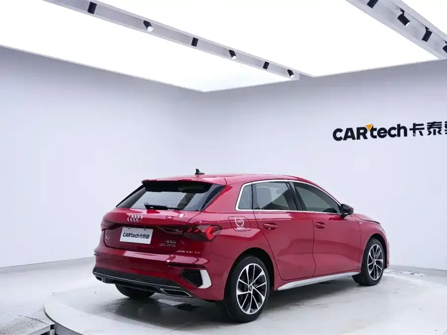 Audi A3 — фото 2