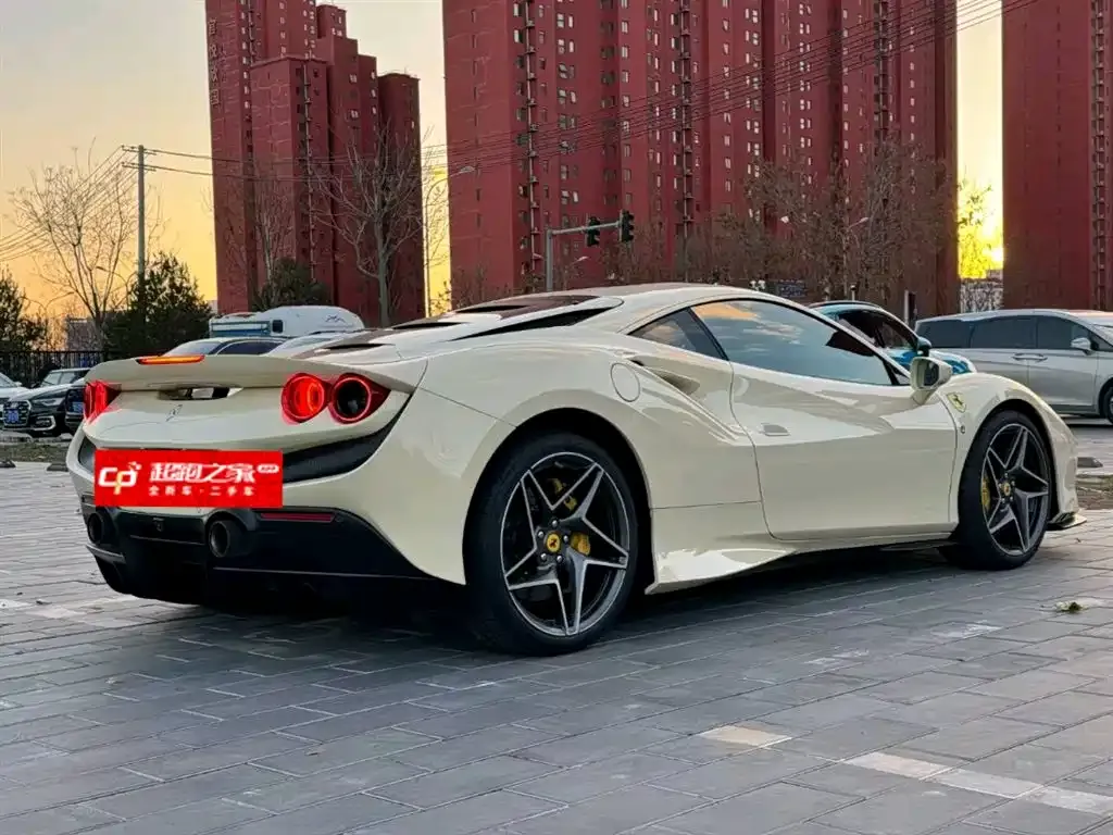 Ferrari F8 — фото 3