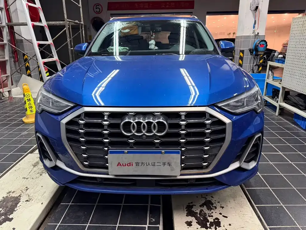 Audi Q3 — фото 8