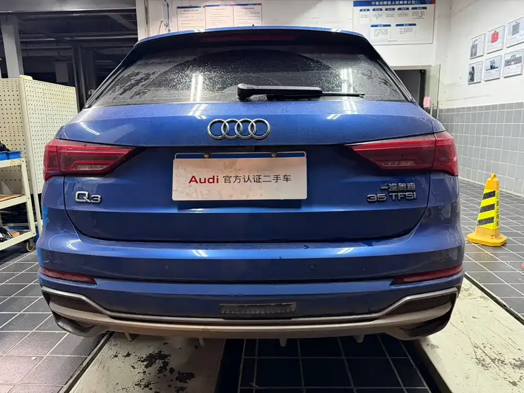 Audi Q3 — фото 10