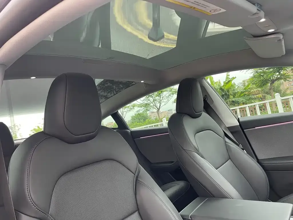 Tesla Model 3 — фото 2