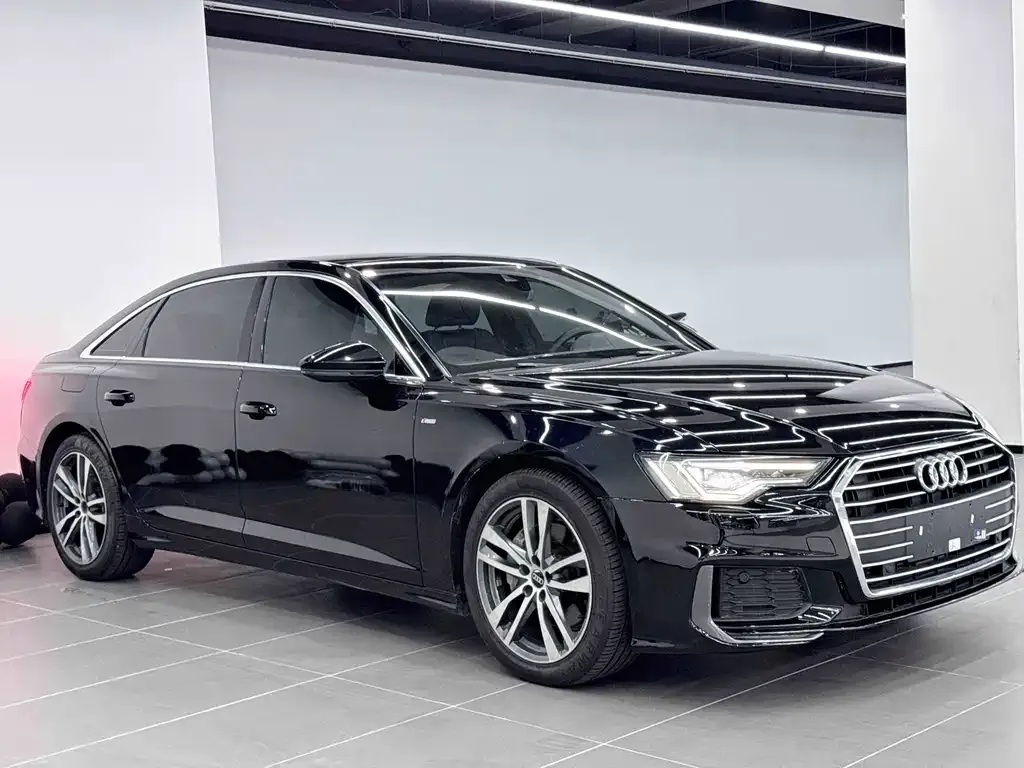 Audi A6L — фото 6