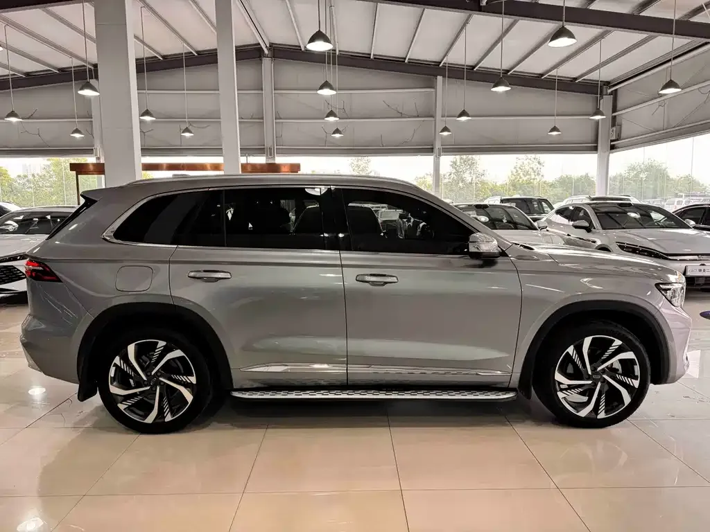 Geely Xingyue L — фото 10