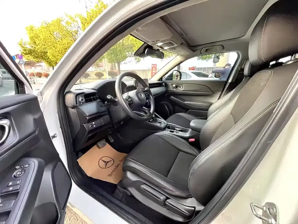 Honda Vezel 2024 из CN, фото 4