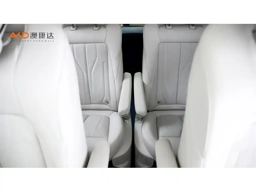Buick GL8 Hybrid — фото 2