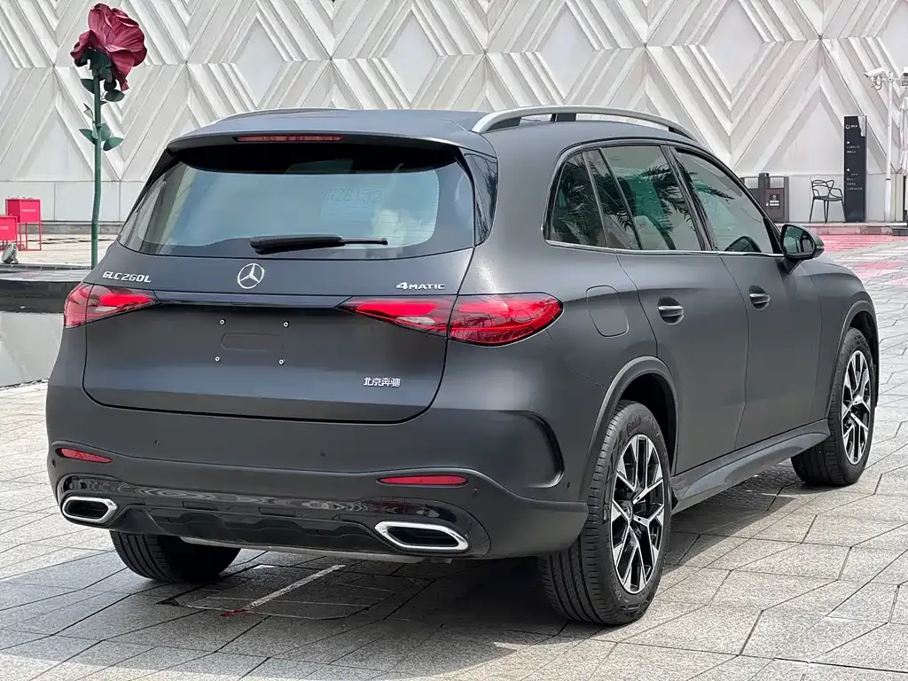 Mercedes-Benz GLC — фото 6