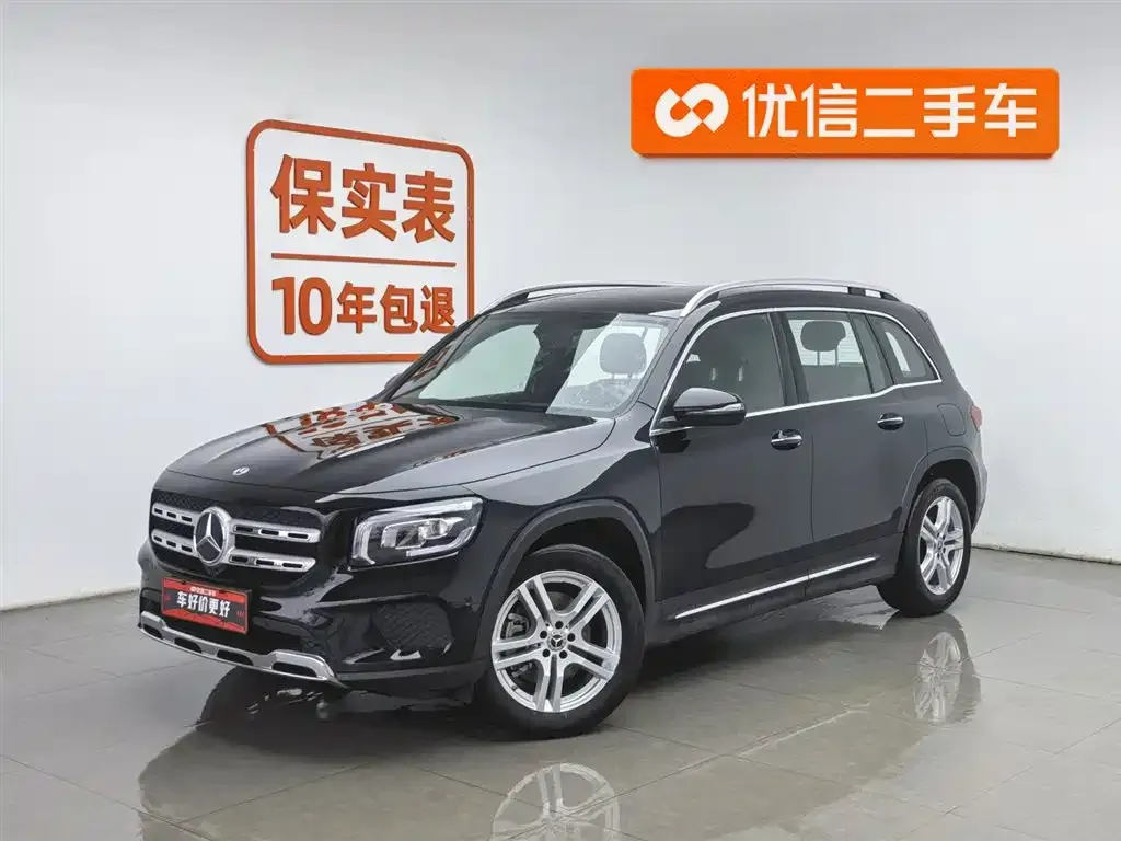 Mercedes-Benz GLB — фото 1