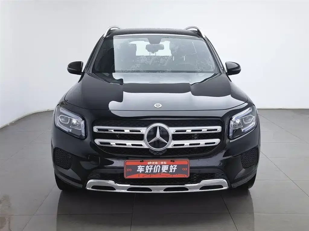 Mercedes-Benz GLB — фото 10