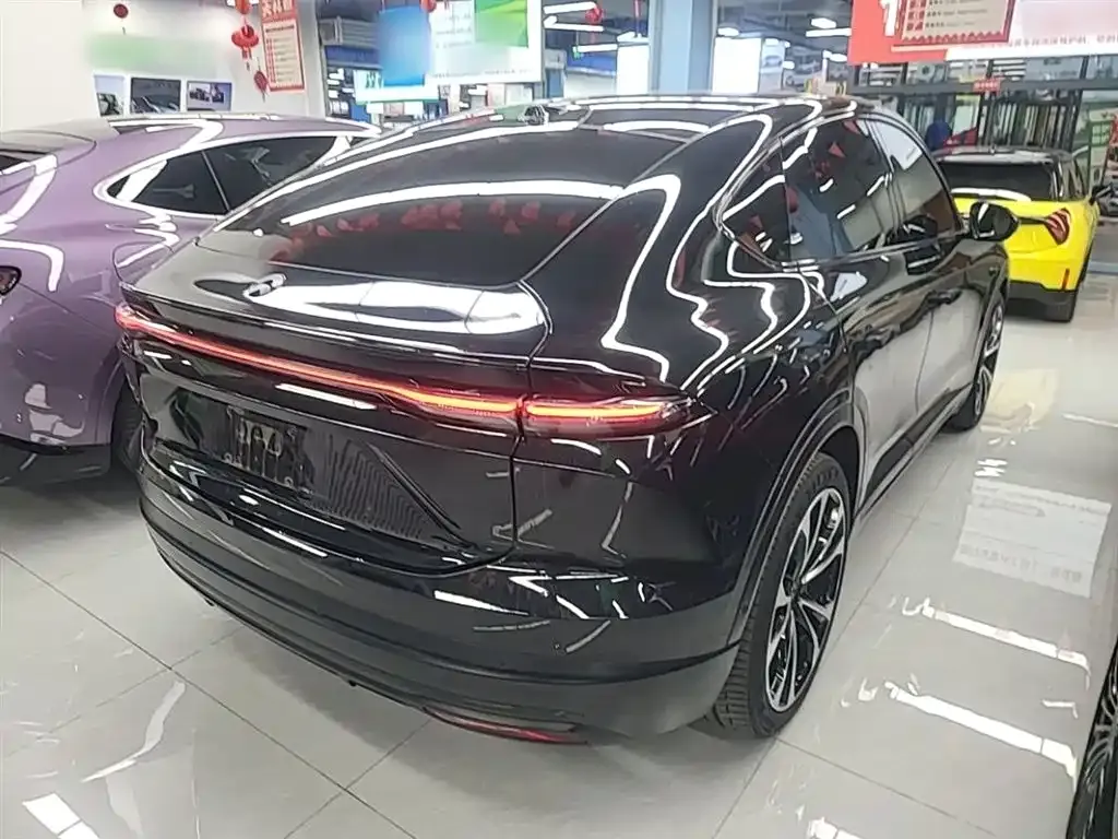 NIO EC6 — фото 10