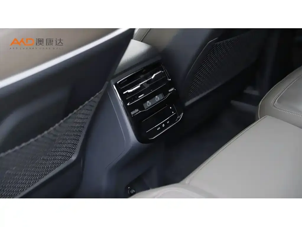 Audi Q6 2024 из CN, фото 5