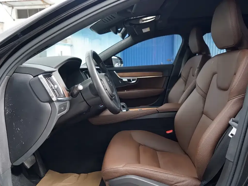 Volvo S90 — фото 2