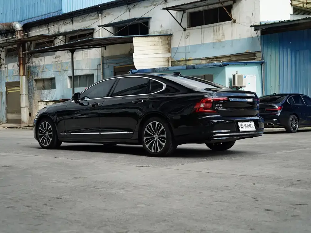 Volvo S90 — фото 5