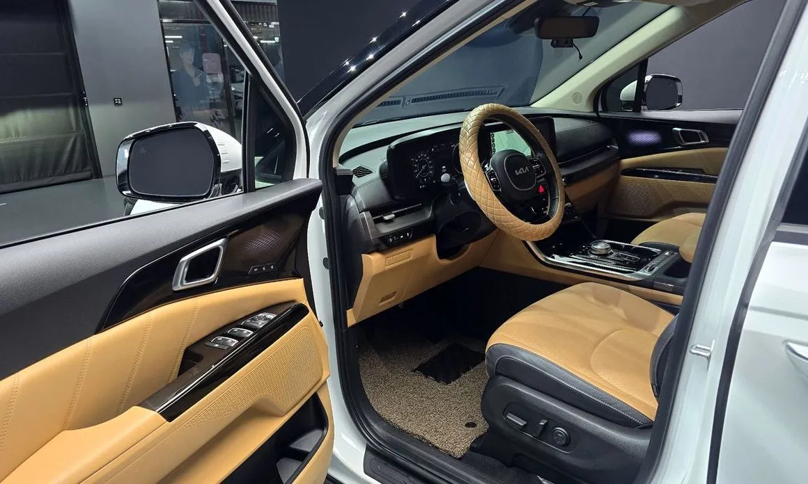Kia Carnival 2023 из KR, фото 10