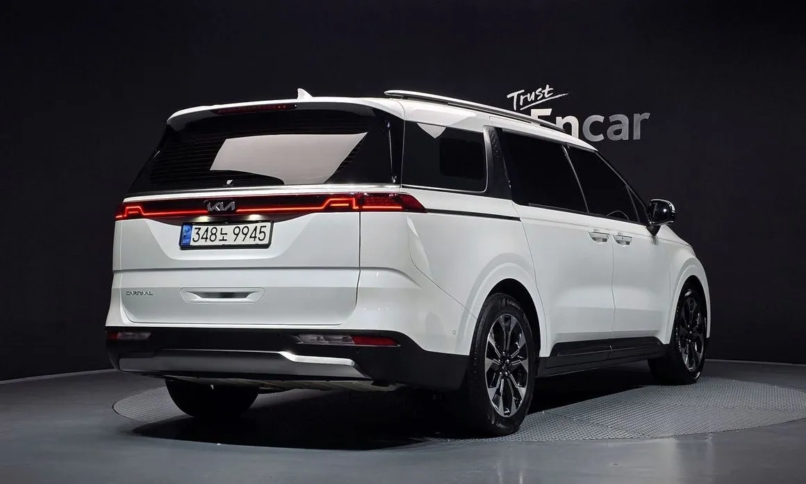 Kia Carnival 2023 из KR, фото 3