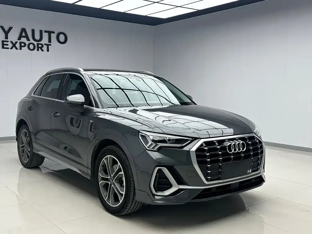 Audi Q3 — фото 10