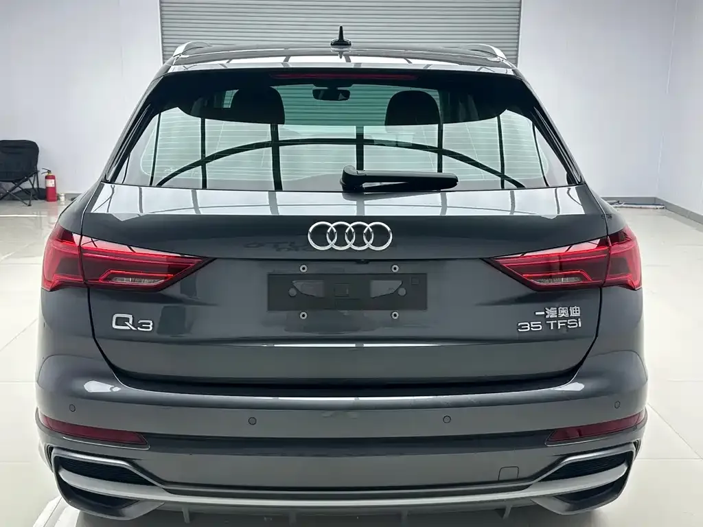 Audi Q3 — фото 4