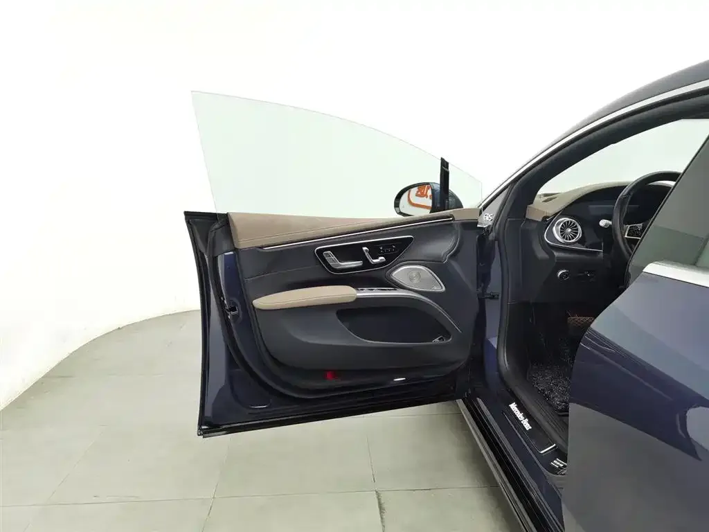 Mercedes-Benz EQS 2023 из CN, фото 3