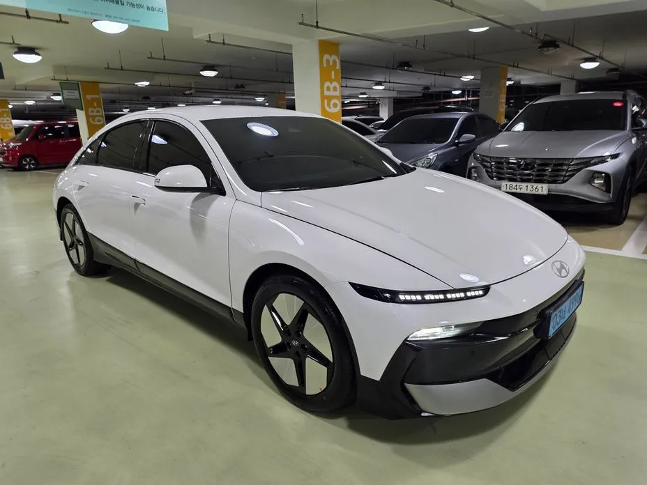 Hyundai Ioniq6 — фото 6