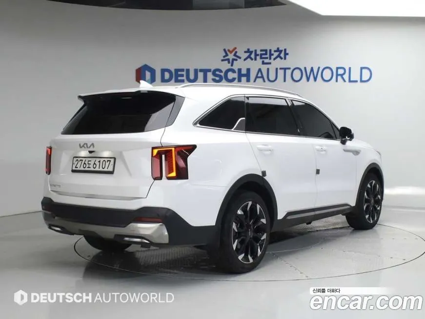 Kia Sorento — фото 9