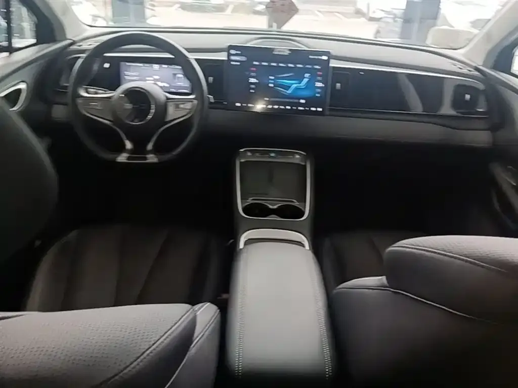 BYD Hiace 05 EV — фото 2