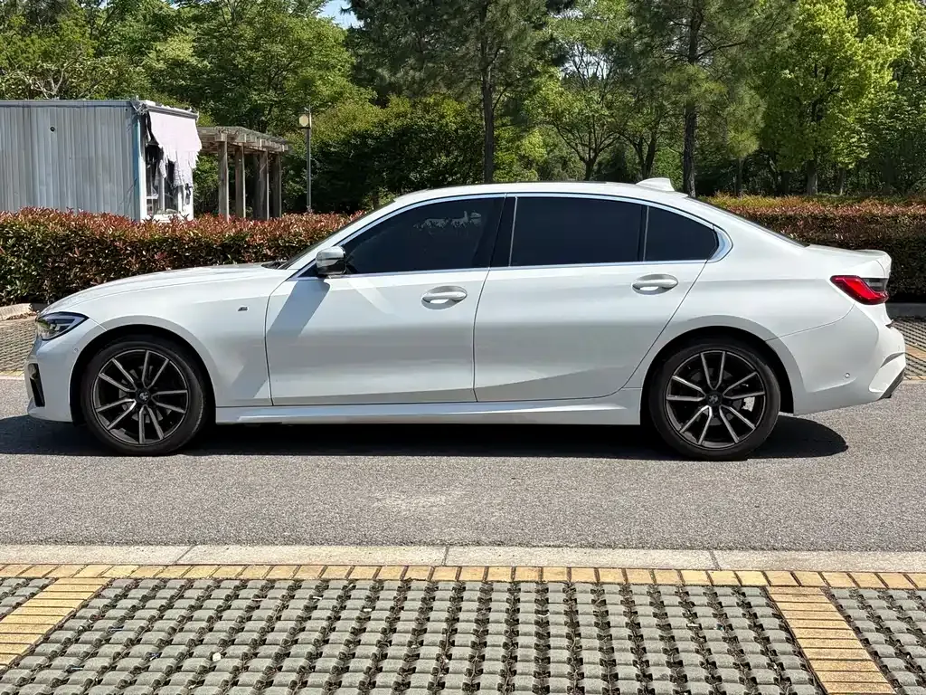 BMW 3 Series — фото 10