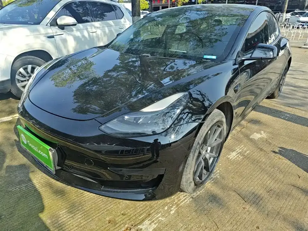Tesla Model 3 — фото 5