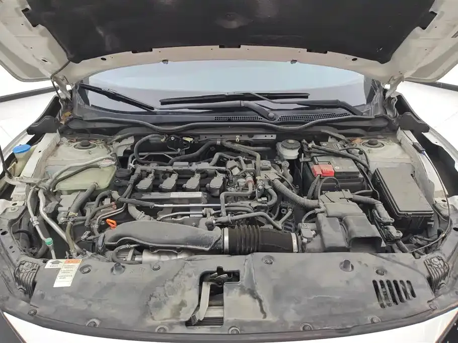 Honda Civic — фото 10