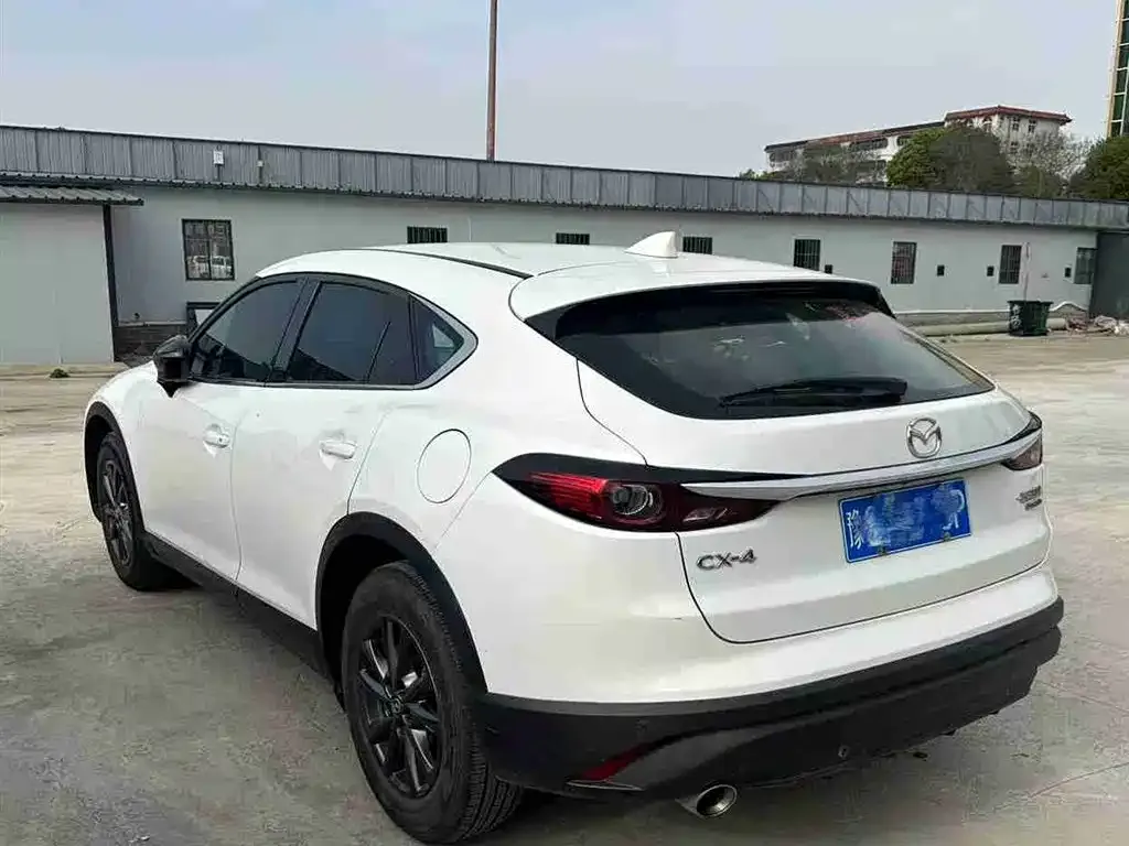 Mazda CX-4 — фото 3