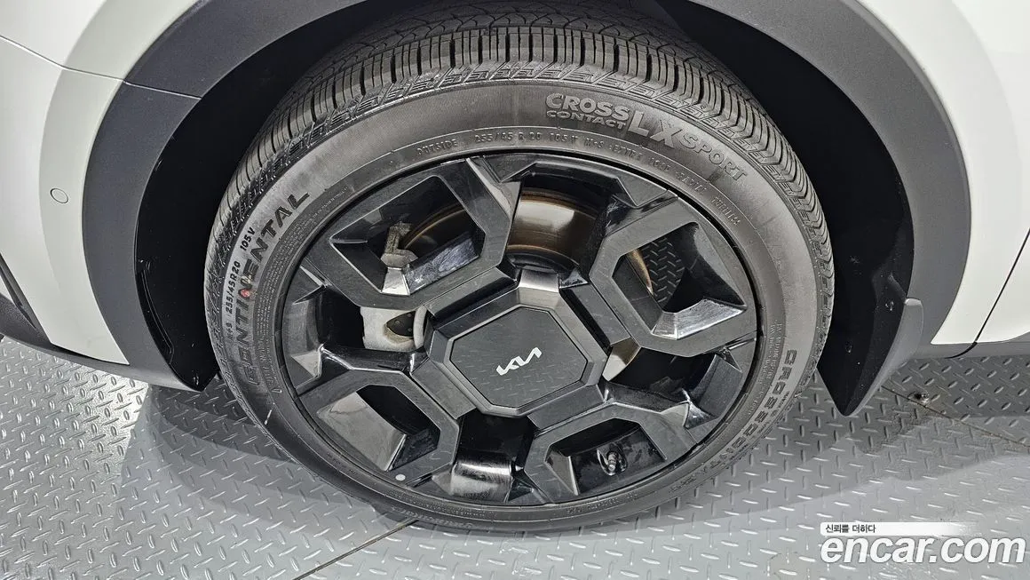 Kia Sorento — фото 10