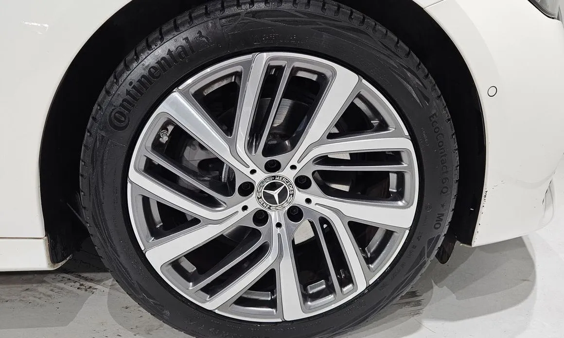 Mercedes-Benz E-Class 2024 из KR, фото 10