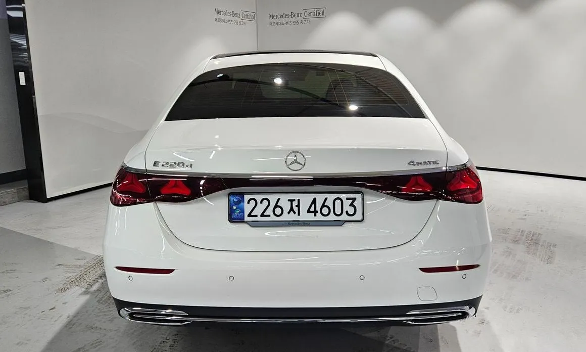 Mercedes-Benz E-Class 2024 из KR, фото 2