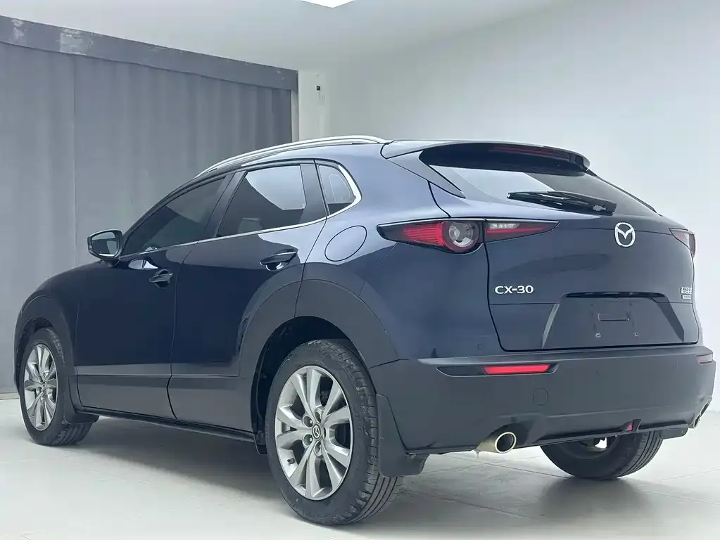 Mazda CX-30 — фото 4