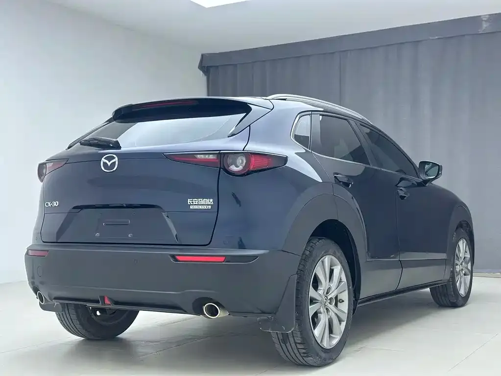 Mazda CX-30 — фото 2