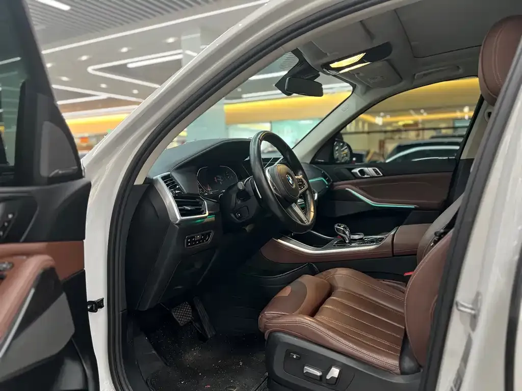 BMW X5 (Import) 2021 из CN, фото 2