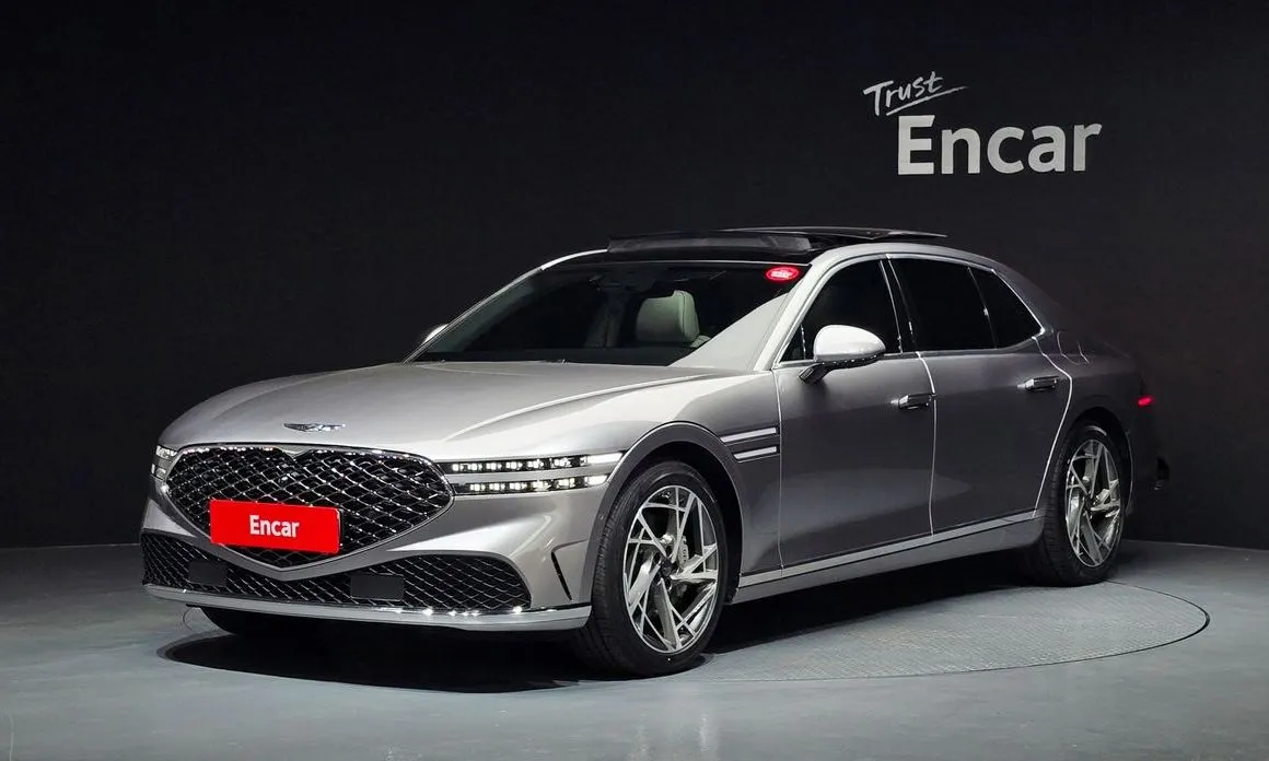 Genesis G90 — фото 1