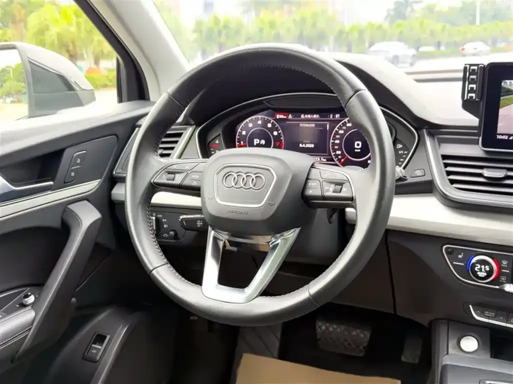 Audi Q5L 2021 из CN, фото 4