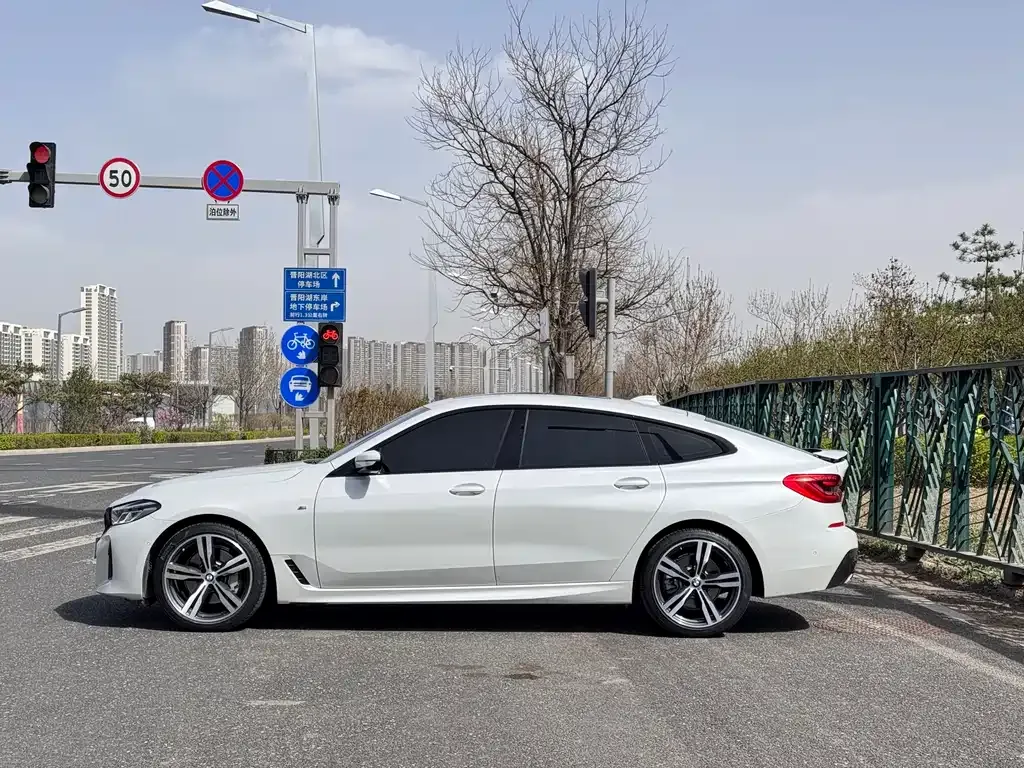 BMW 6 Series GT — фото 3