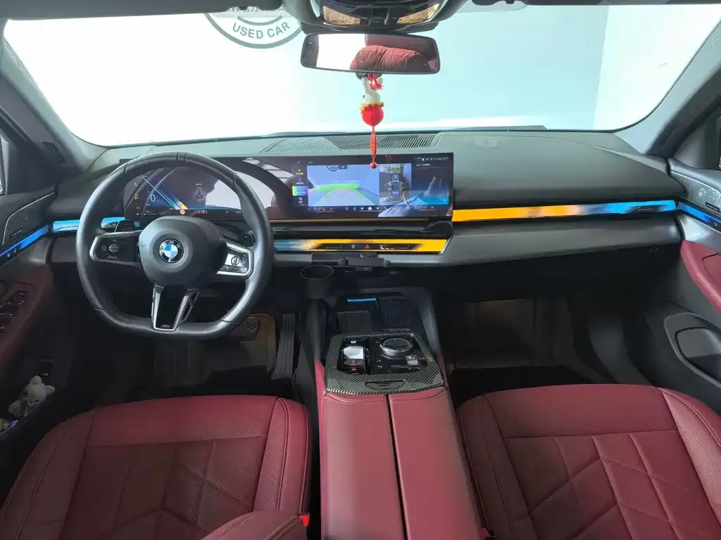 BMW 5 Series — фото 10