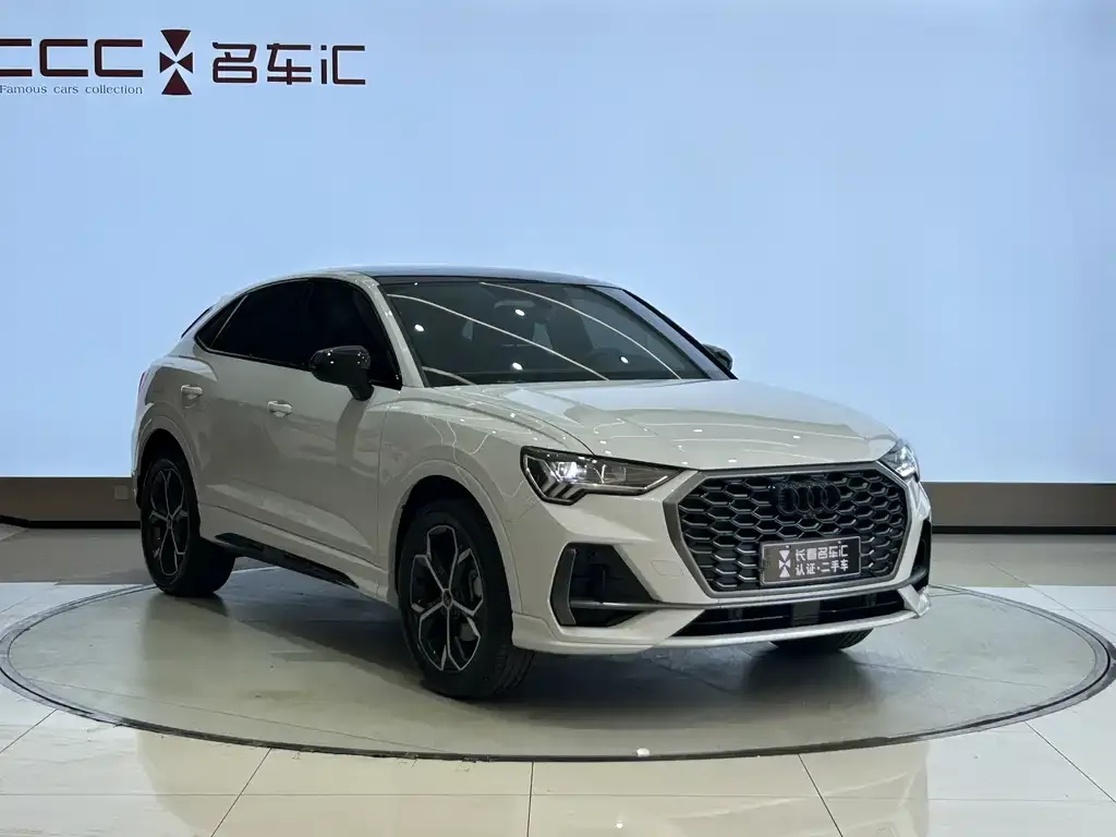 Audi Q3 Sportback 2024 из CN, фото 2